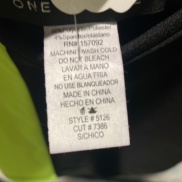 One by One crop top tank top neon like green and black stripe color block - Picture 5 of 5